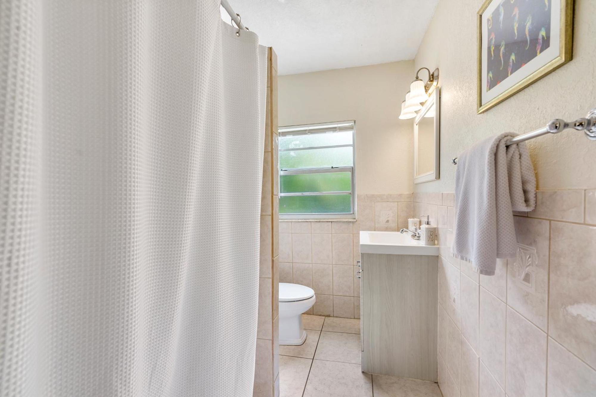 Chic Downtown Vacation Home And Guest Home غرب شاطئ بالم المظهر الخارجي الصورة